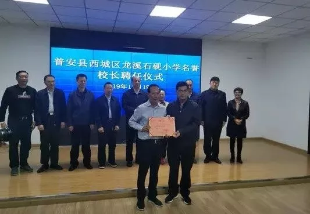 1574851032290097434.jpg 81574850513_.pic_hd.jpg